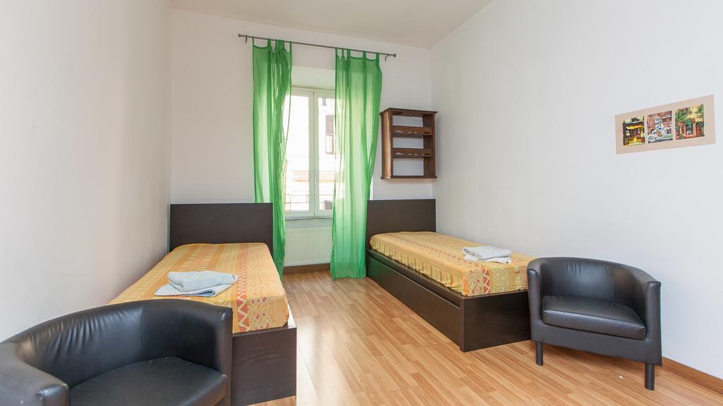 Rental In Rome Santini Apartment Ruang foto