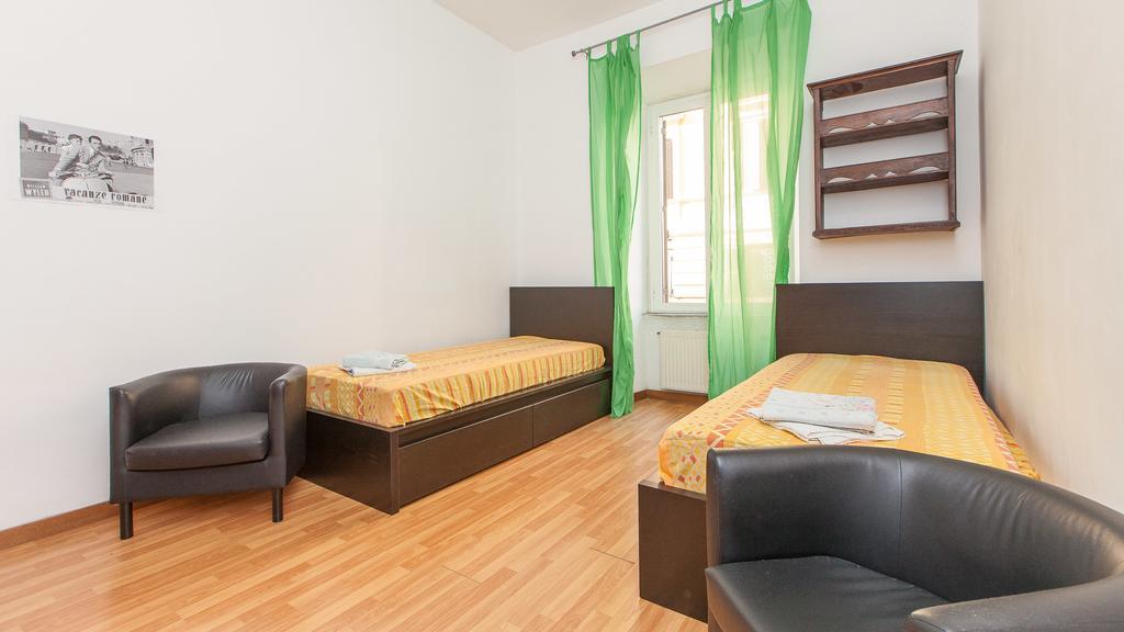 Rental In Rome Santini Apartment Ruang foto
